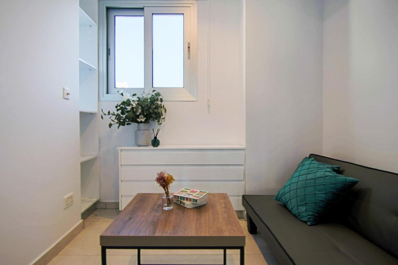 Phaedrus Living - Seaside Deluxe Flat Harbour 107